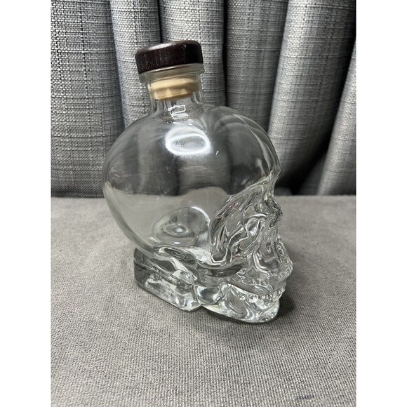 Crystal Head Vodka Skull Bottle Empty 750 ml Original Stopper By Dan Ackroyd - Picture 9 of 10